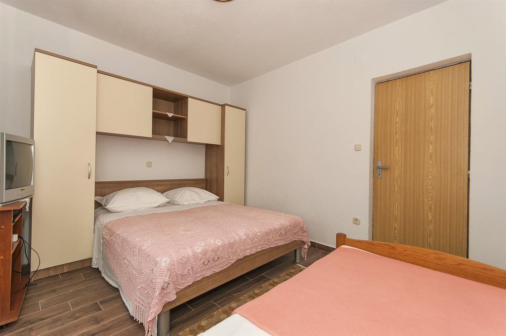 Apartments Luca Rogoznica  Extérieur photo